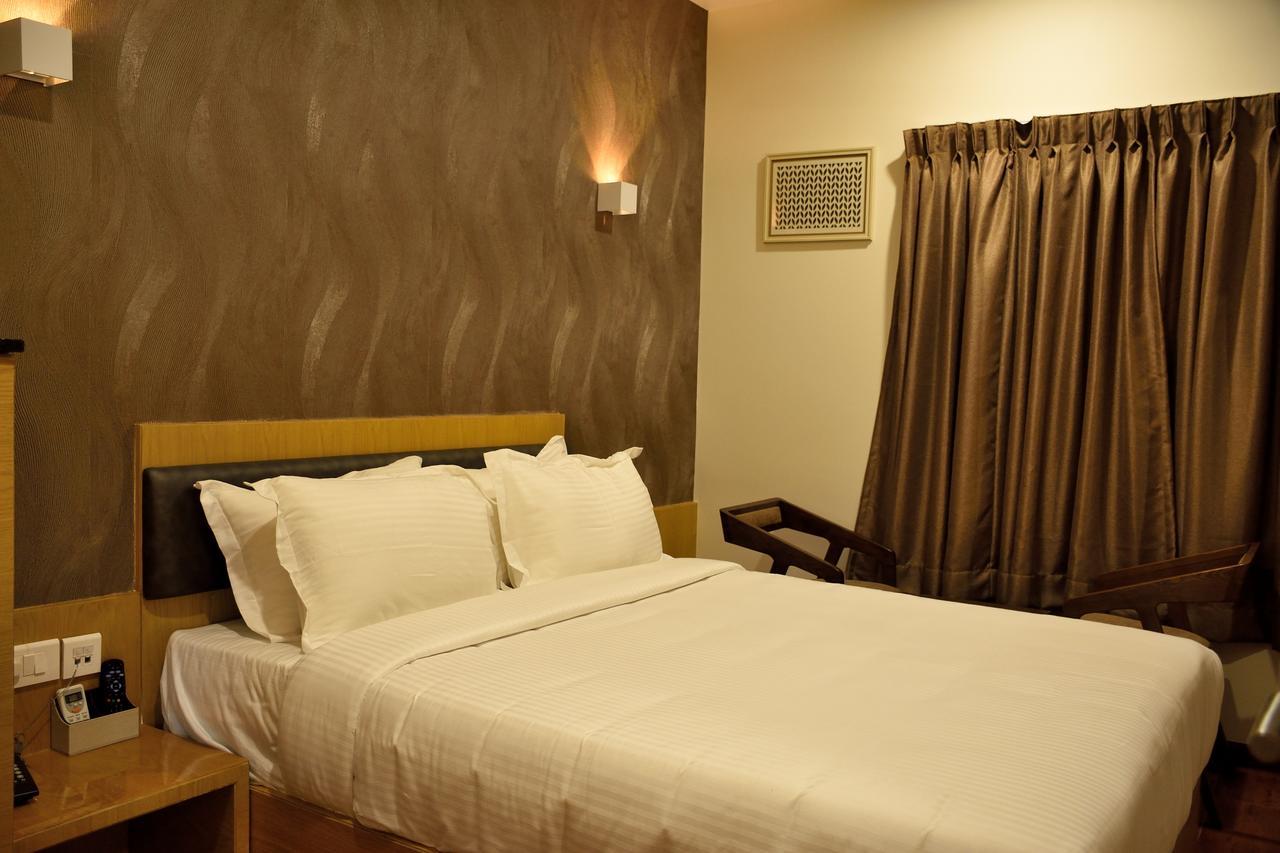 Hotel Laya Inn Ariyalur Exterior photo